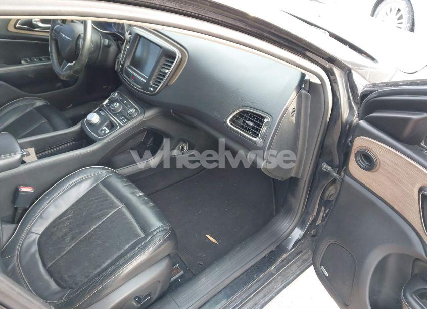 Photo 5 of 2015 Chrysler 200 C (VIN 1C3CCCCB4FN661162)