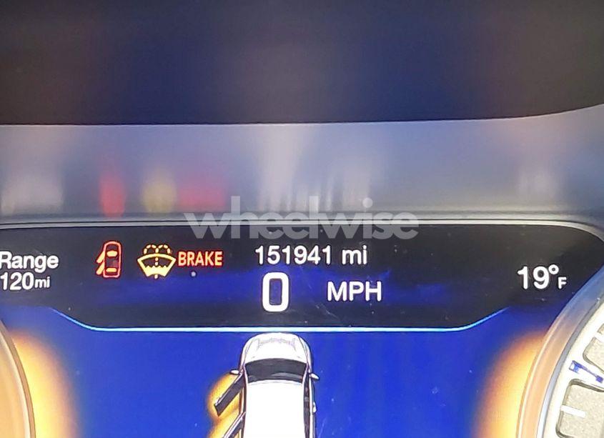 Photo 16 of 2015 Chrysler 200 C (VIN 1C3CCCCB5FN544609)