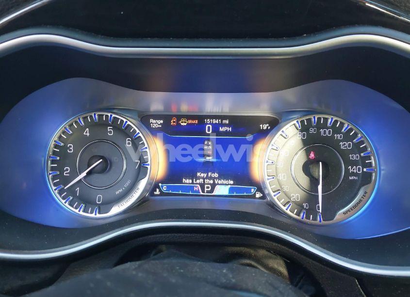 Photo 7 of 2015 Chrysler 200 C (VIN 1C3CCCCB5FN544609)