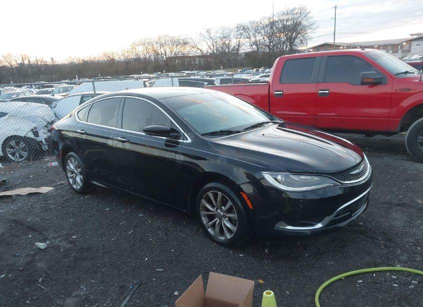 2015 Chrysler 200 C (VIN 1C3CCCCB5FN557876) main photo