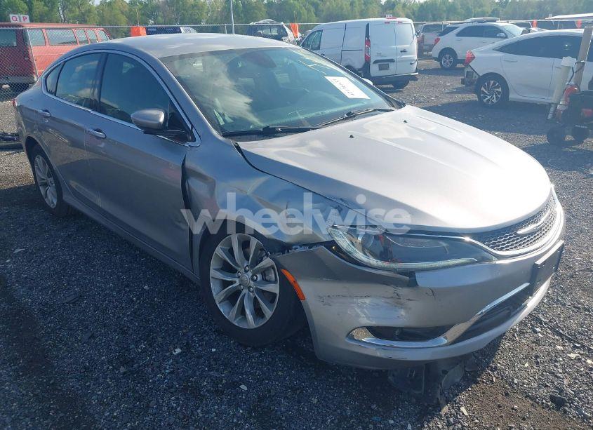 2015 Chrysler 200 C (VIN 1C3CCCCB6FN559765) main photo