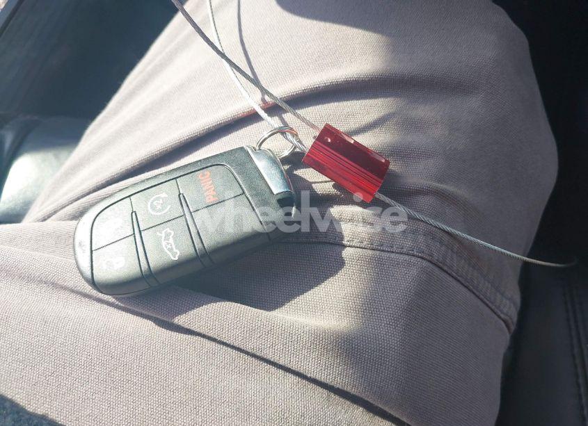 Photo 11 of 2015 Chrysler 200 C (VIN 1C3CCCCB6FN559765)