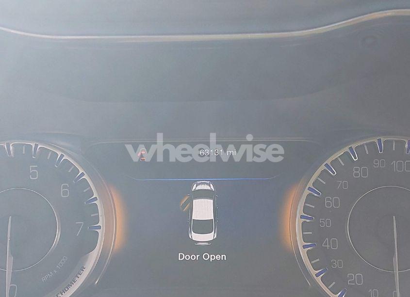 Photo 15 of 2015 Chrysler 200 C (VIN 1C3CCCCB6FN565677)