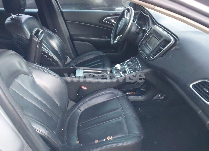 Photo 5 of 2015 Chrysler 200 C (VIN 1C3CCCCB6FN629118)