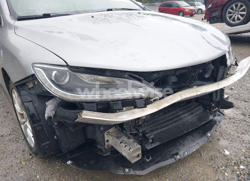 Photo 18 of 2015 Chrysler 200 C (VIN 1C3CCCCB6FN742566)