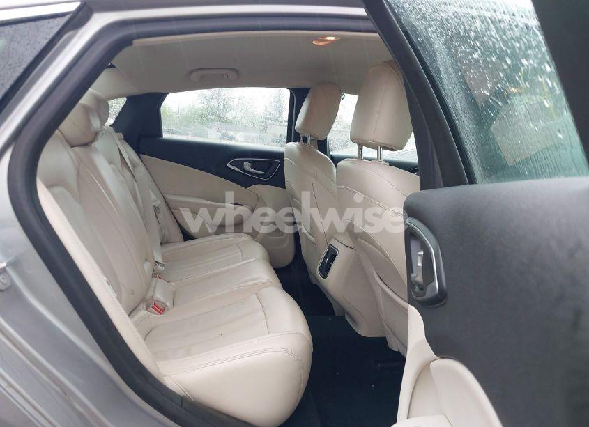 Photo 8 of 2015 Chrysler 200 C (VIN 1C3CCCCB6FN742566)