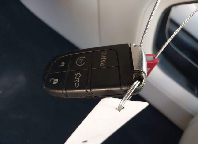 Photo 11 of 2015 Chrysler 200 C (VIN 1C3CCCCB7FN521977)