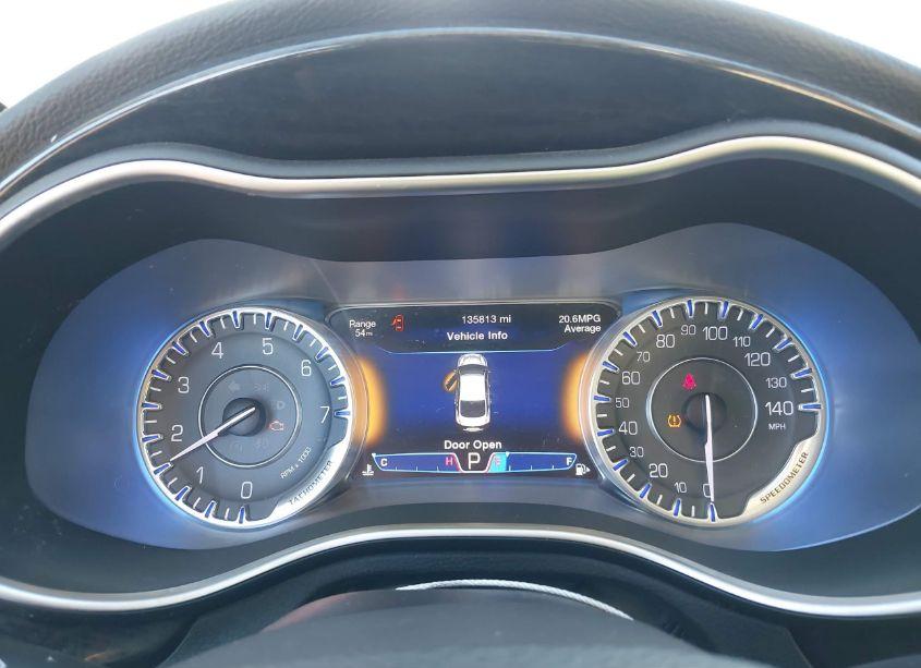 Photo 7 of 2015 Chrysler 200 C (VIN 1C3CCCCB7FN521977)