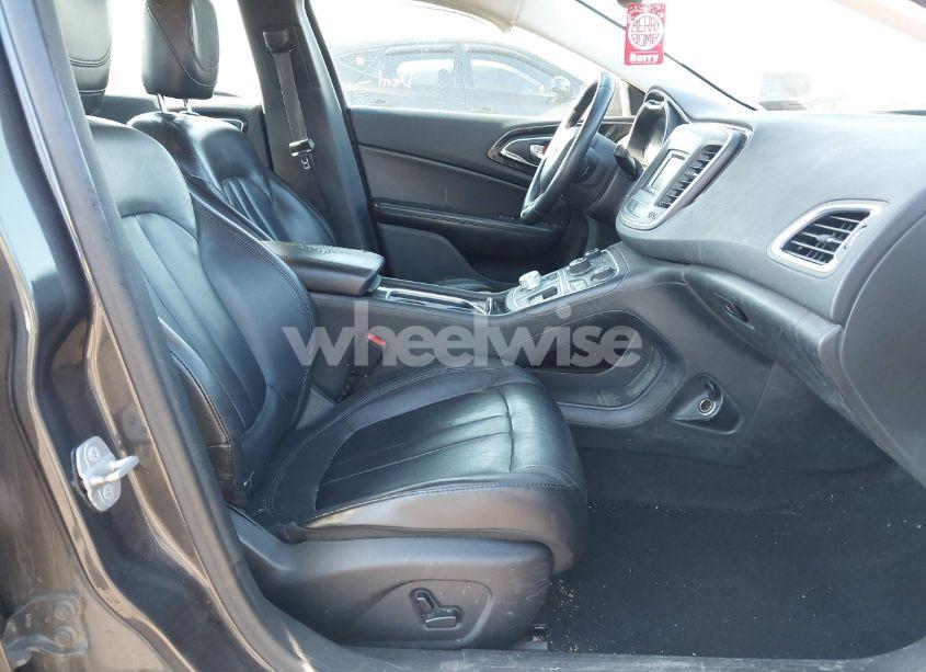 Photo 5 of 2015 Chrysler 200 C (VIN 1C3CCCCB7FN544207)