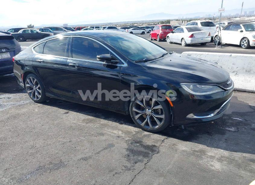 2015 Chrysler 200 C (VIN 1C3CCCCB8FN558326) main photo