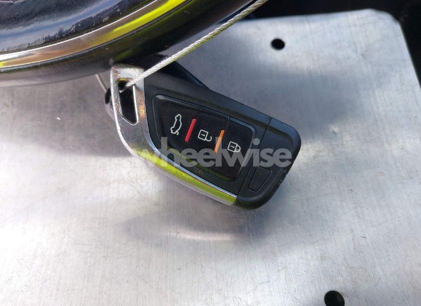 Photo 11 of 2015 Chrysler 200 C (VIN 1C3CCCCB8FN558326)