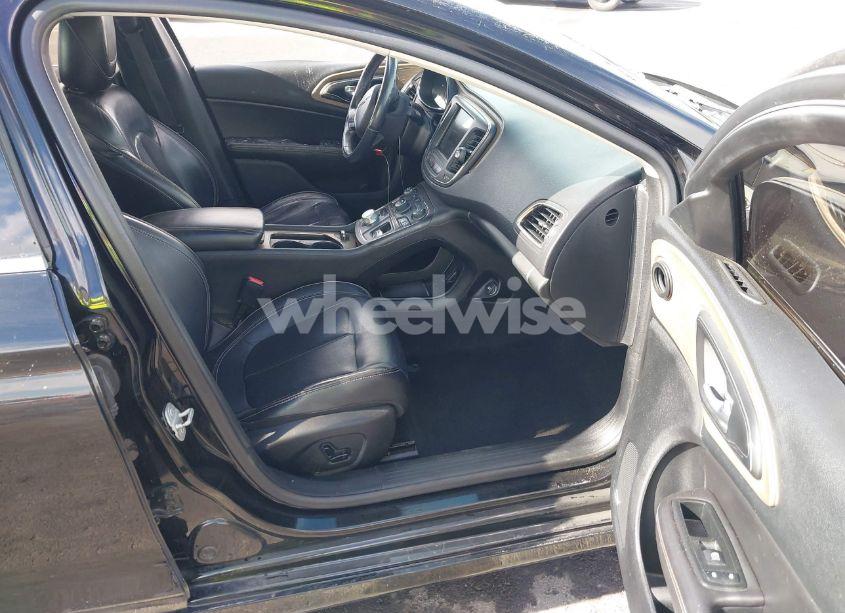 Photo 5 of 2015 Chrysler 200 C (VIN 1C3CCCCB8FN558326)