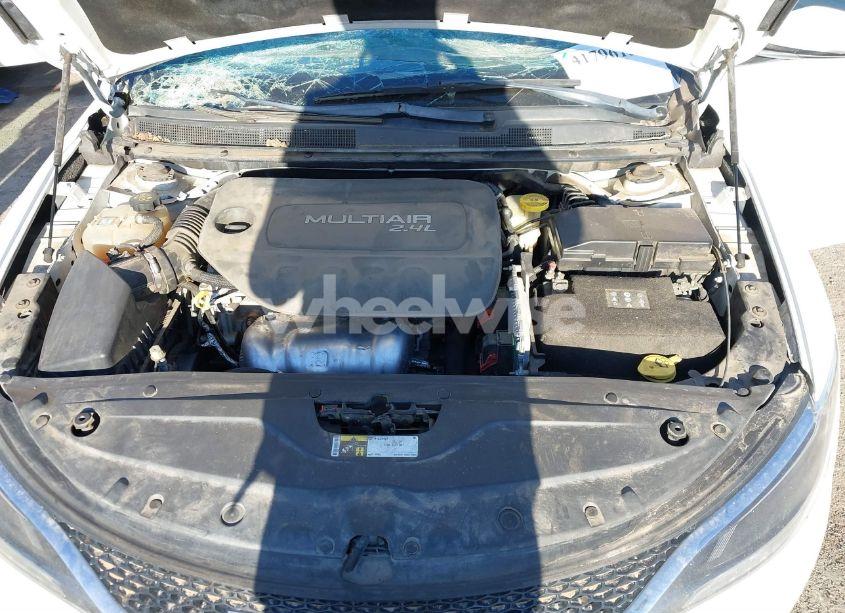 Photo 10 of 2015 Chrysler 200 C (VIN 1C3CCCCB9FN564247)