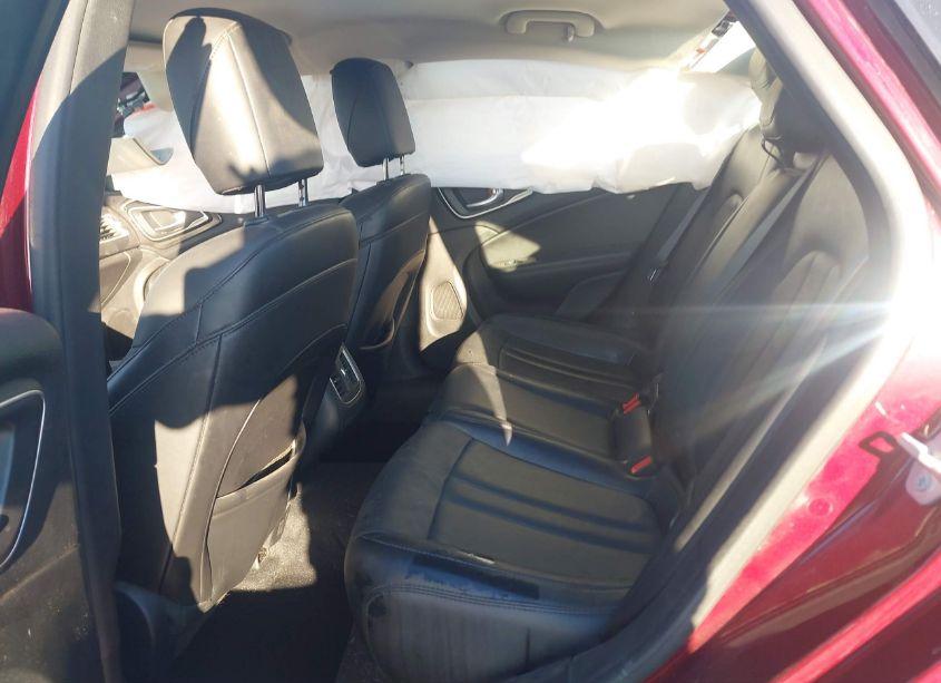 Photo 8 of 2015 Chrysler 200 C (VIN 1C3CCCCB9FN582263)