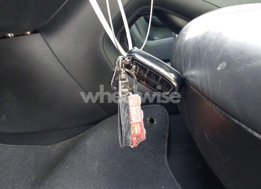 Photo 11 of 2015 Chrysler 200 C (VIN 1C3CCCCB9FN599323)