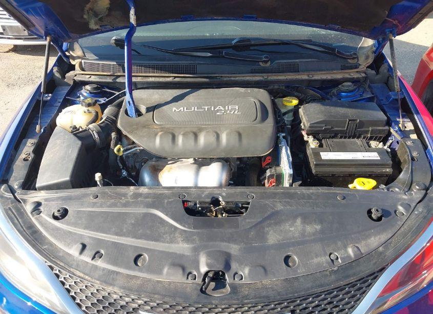 Photo 10 of 2015 Chrysler 200 C (VIN 1C3CCCCBXFN554987)