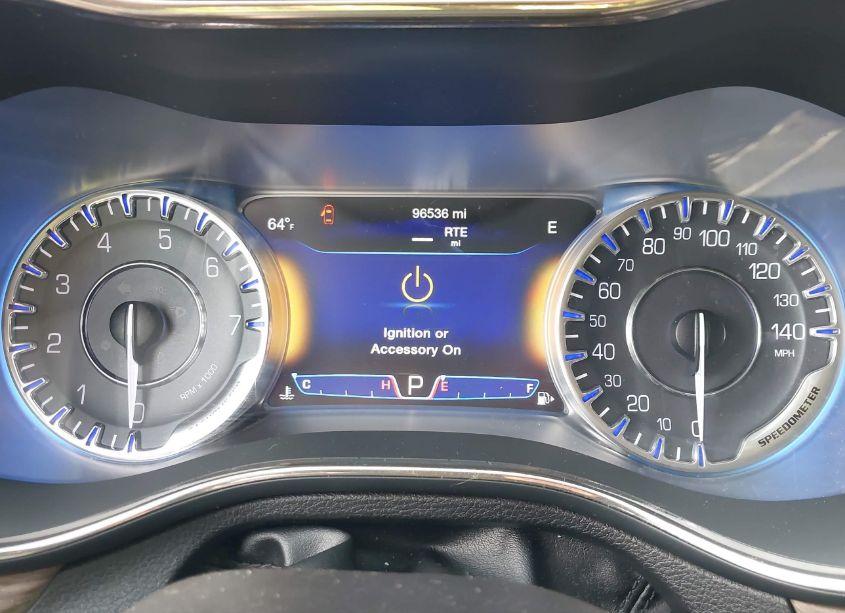 Photo 7 of 2015 Chrysler 200 C (VIN 1C3CCCCBXFN554987)