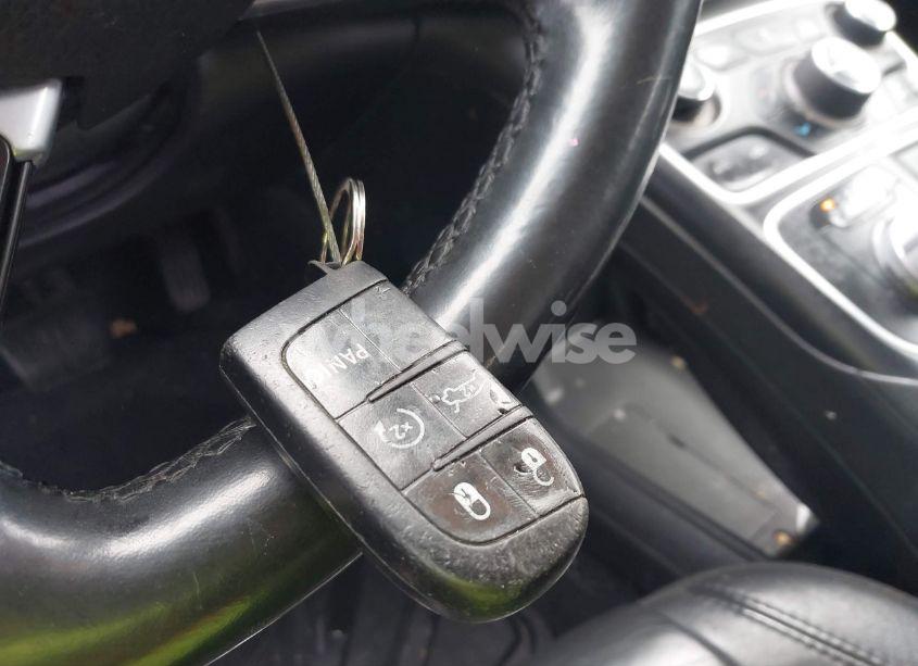 Photo 11 of 2015 Chrysler 200 C (VIN 1C3CCCCBXFN670979)