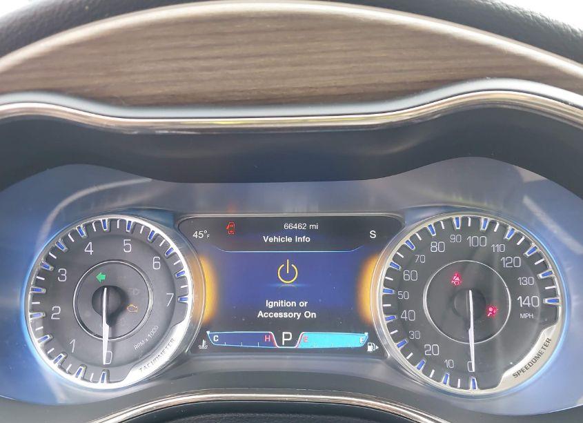 Photo 7 of 2016 Chrysler 200 C (VIN 1C3CCCCBXGN147527)