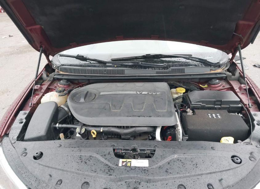 Photo 10 of 2015 Chrysler 200 C (VIN 1C3CCCCG0FN514820)