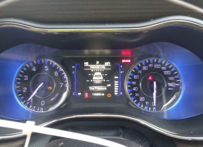 Photo 7 of 2015 Chrysler 200 C (VIN 1C3CCCCG0FN514820)