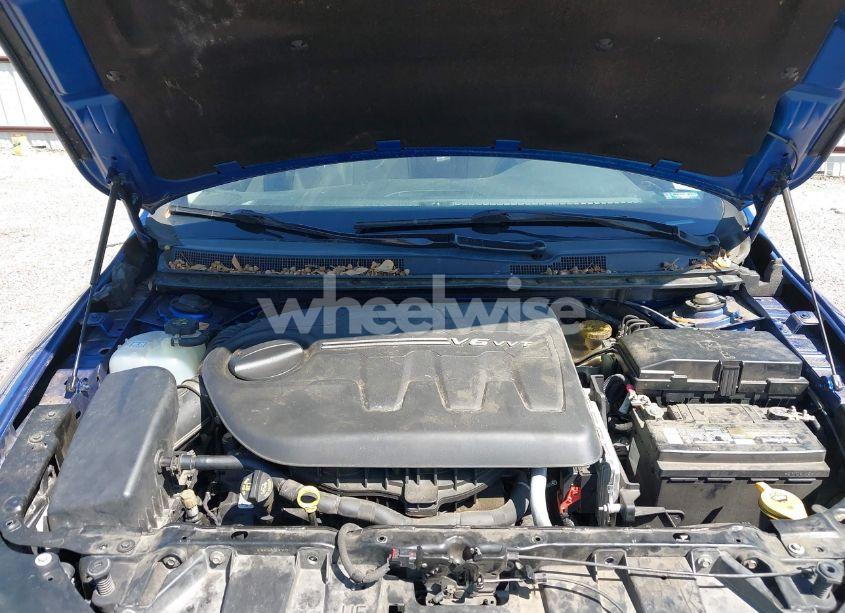 Photo 10 of 2015 Chrysler 200 C (VIN 1C3CCCCG1FN549043)