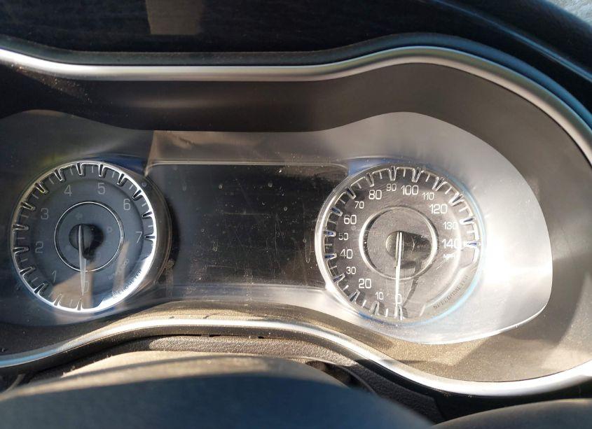 Photo 7 of 2015 Chrysler 200 C (VIN 1C3CCCCG2FN501406)