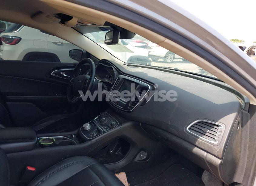 Photo 5 of 2015 Chrysler 200 C (VIN 1C3CCCCG2FN519257)