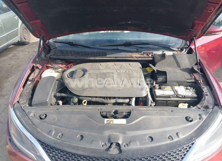 Photo 10 of 2015 Chrysler 200 C (VIN 1C3CCCCG2FN640919)