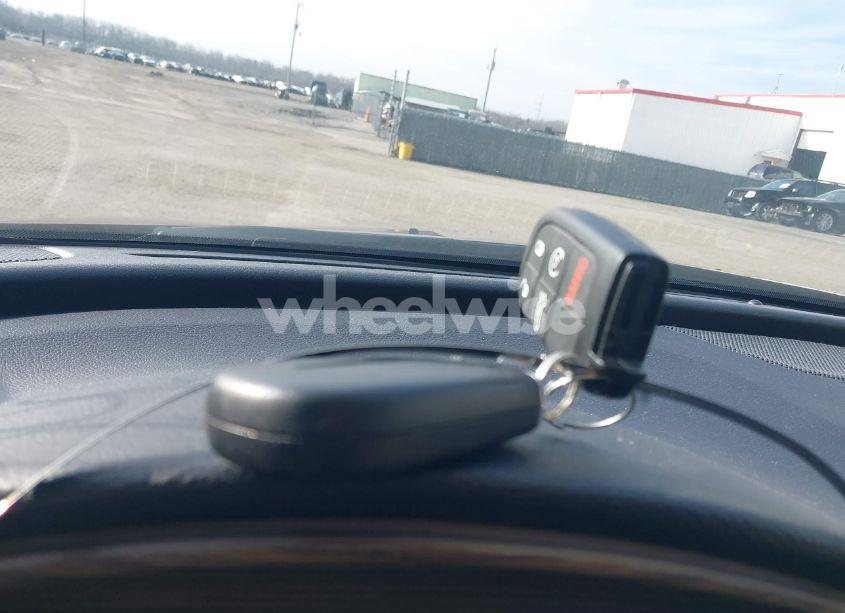 Photo 11 of 2015 Chrysler 200 C (VIN 1C3CCCCG2FN640919)