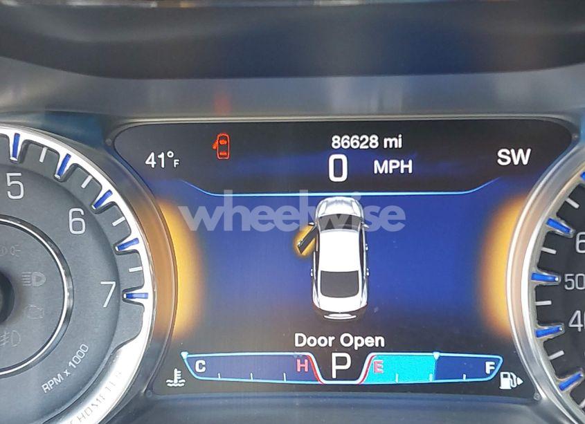 Photo 15 of 2015 Chrysler 200 C (VIN 1C3CCCCG2FN640919)