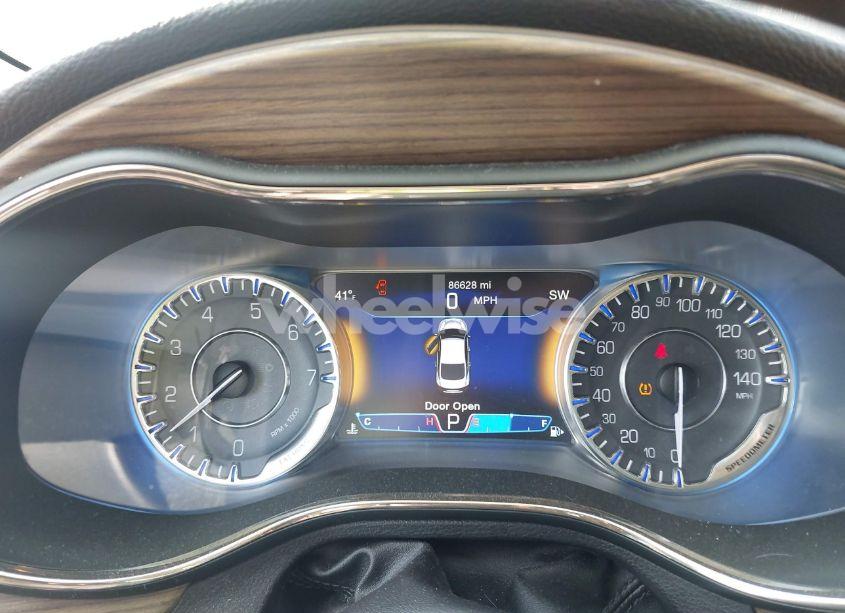 Photo 7 of 2015 Chrysler 200 C (VIN 1C3CCCCG2FN640919)