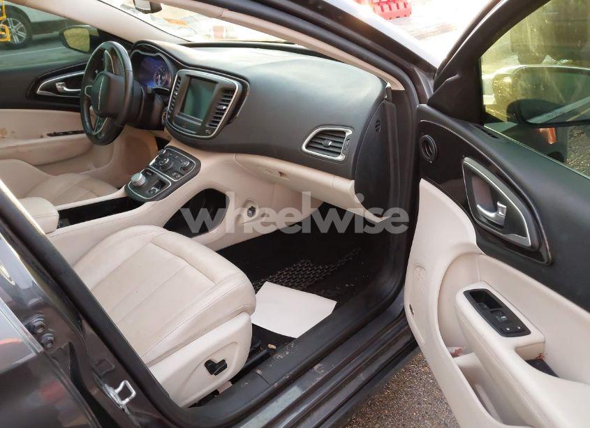 Photo 5 of 2015 Chrysler 200 C (VIN 1C3CCCCG3FN519641)