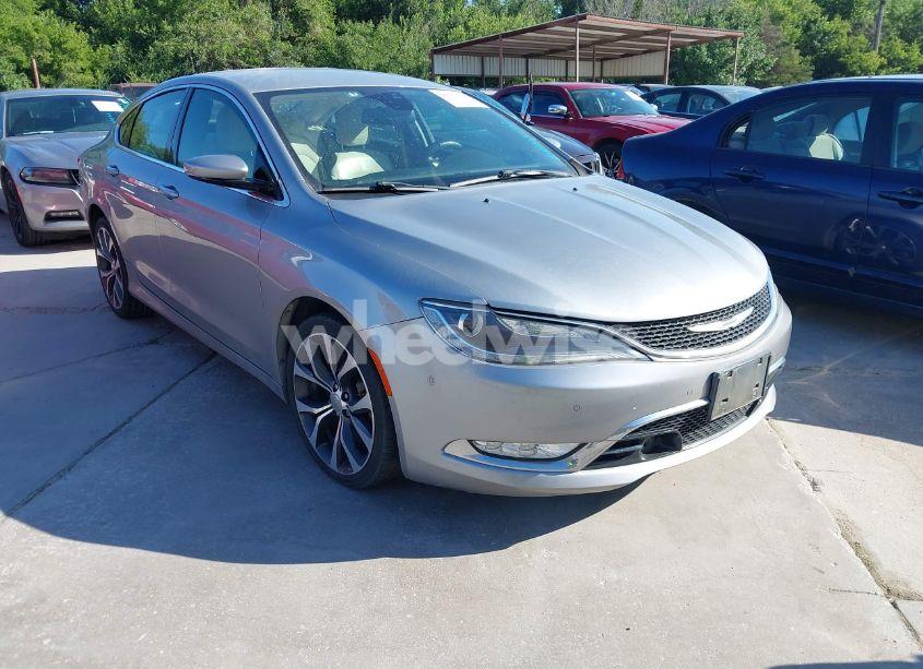 2015 Chrysler 200 C (VIN 1C3CCCCG3FN589057) main photo