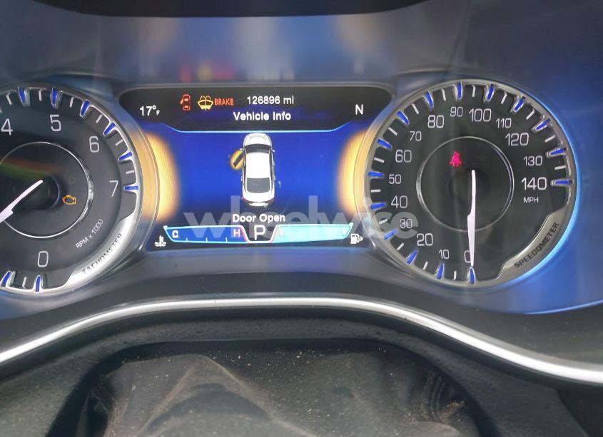 Photo 7 of 2015 Chrysler 200 C (VIN 1C3CCCCG3FN606097)