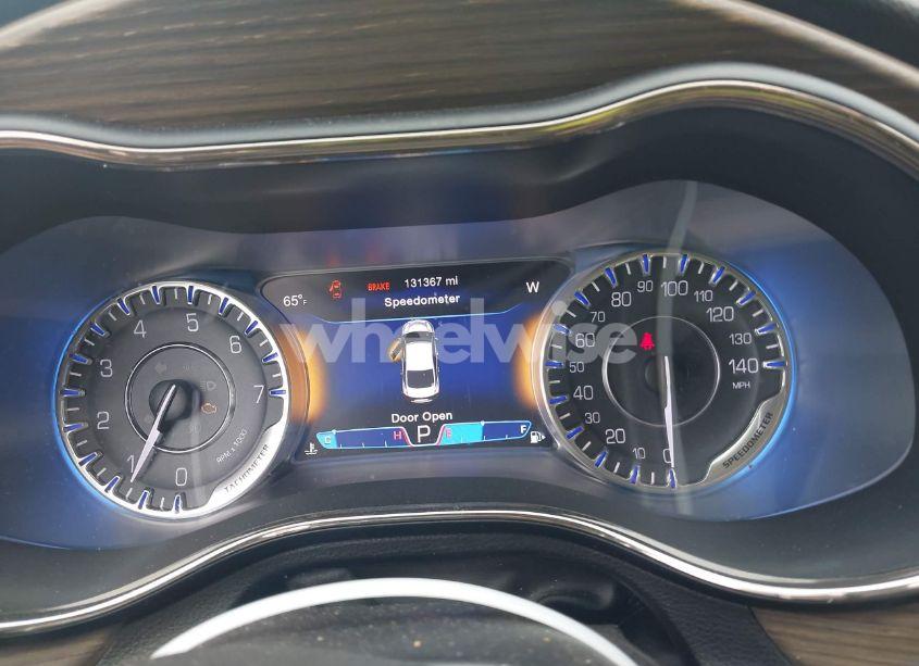 Photo 7 of 2015 Chrysler 200 C (VIN 1C3CCCCG4FN510365)