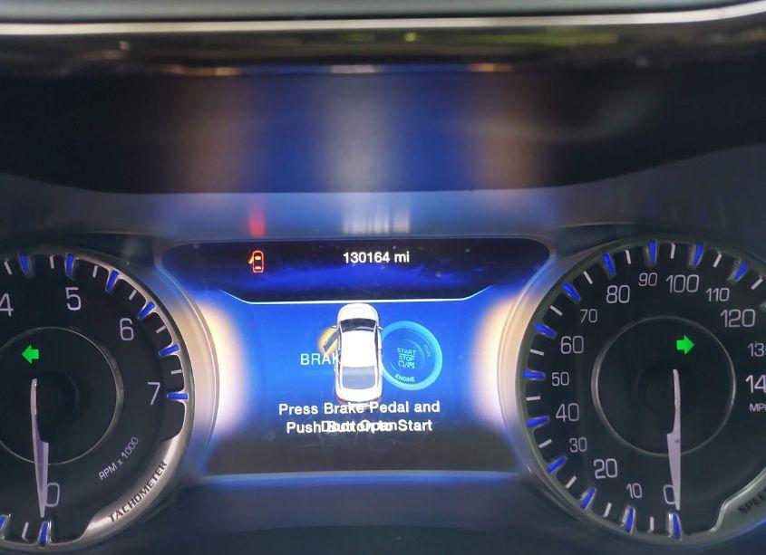 Photo 15 of 2015 Chrysler 200 C (VIN 1C3CCCCG4FN525920)