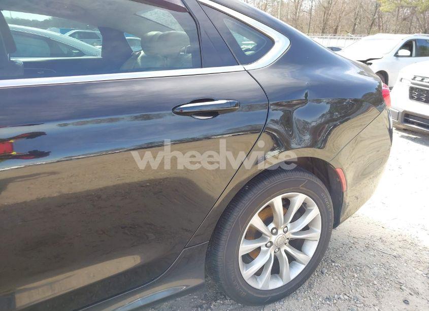 Photo 6 of 2015 Chrysler 200 C (VIN 1C3CCCCG5FN515221)