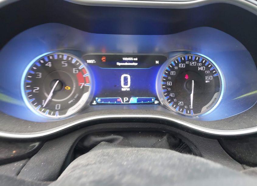 Photo 7 of 2015 Chrysler 200 C (VIN 1C3CCCCG5FN672425)