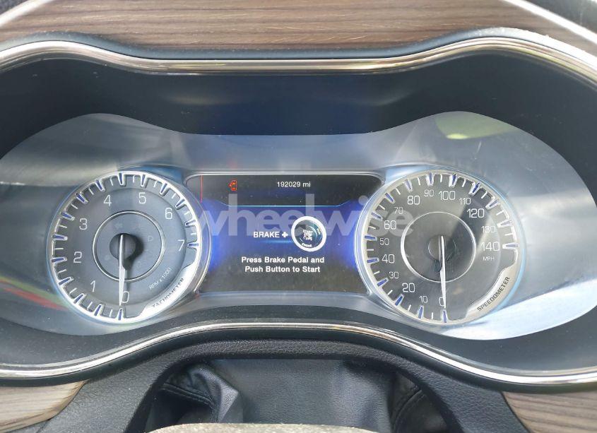 Photo 7 of 2015 Chrysler 200 C (VIN 1C3CCCCG6FN514398)