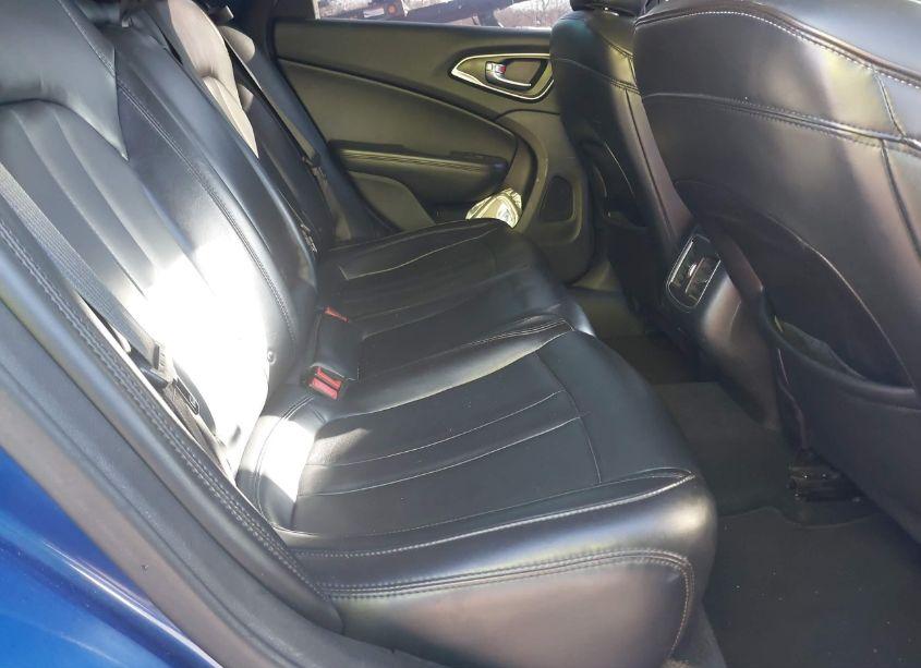 Photo 8 of 2015 Chrysler 200 C (VIN 1C3CCCCG6FN520122)