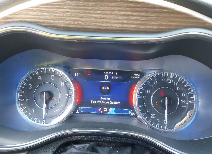 Photo 7 of 2015 Chrysler 200 C (VIN 1C3CCCCG6FN608815)