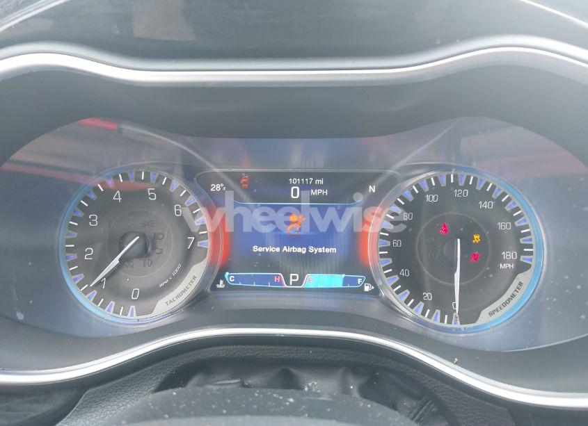 Photo 7 of 2015 Chrysler 200 C (VIN 1C3CCCCG6FN628224)