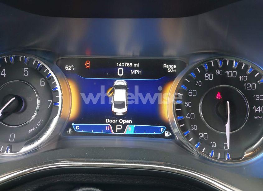 Photo 7 of 2015 Chrysler 200 C (VIN 1C3CCCCG6FN726573)