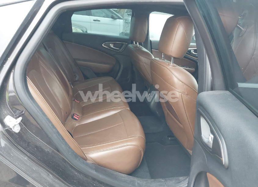 Photo 8 of 2015 Chrysler 200 C (VIN 1C3CCCCG6FN726573)