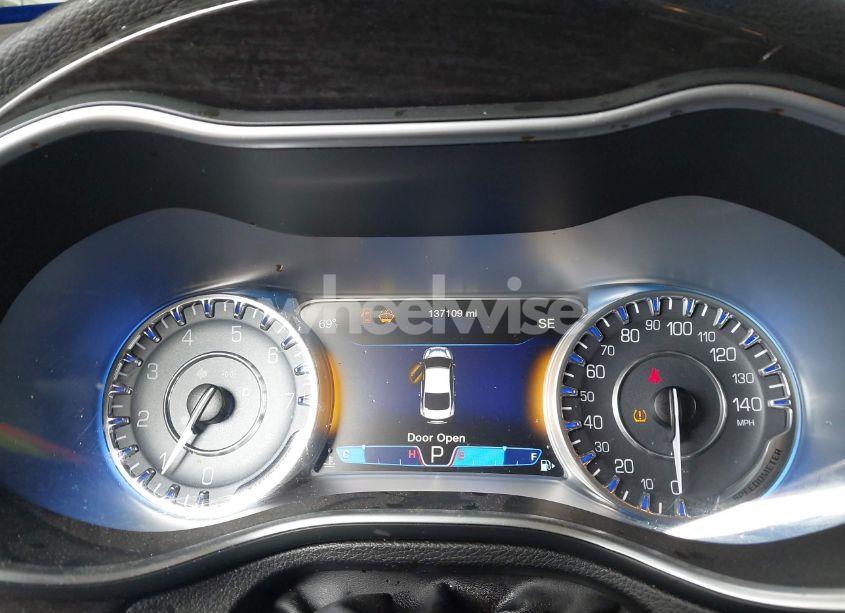 Photo 7 of 2015 Chrysler 200 C (VIN 1C3CCCCG6FN733412)