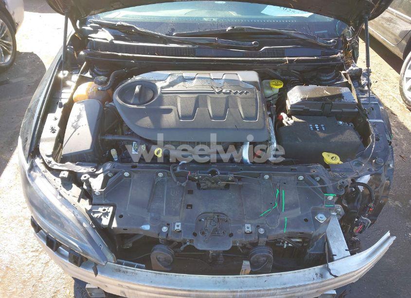 Photo 10 of 2016 Chrysler 200 C (VIN 1C3CCCCG6GN170718)