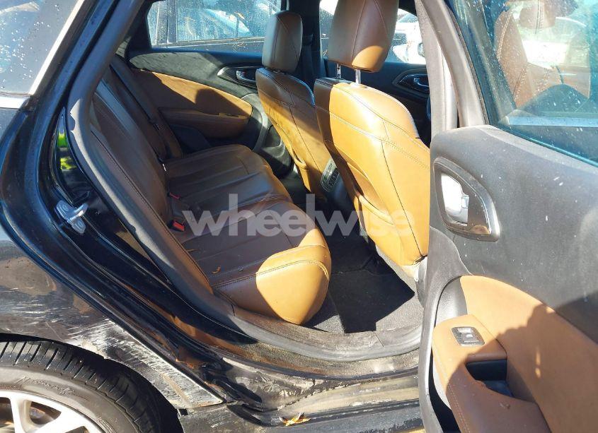 Photo 8 of 2016 Chrysler 200 C (VIN 1C3CCCCG6GN170718)