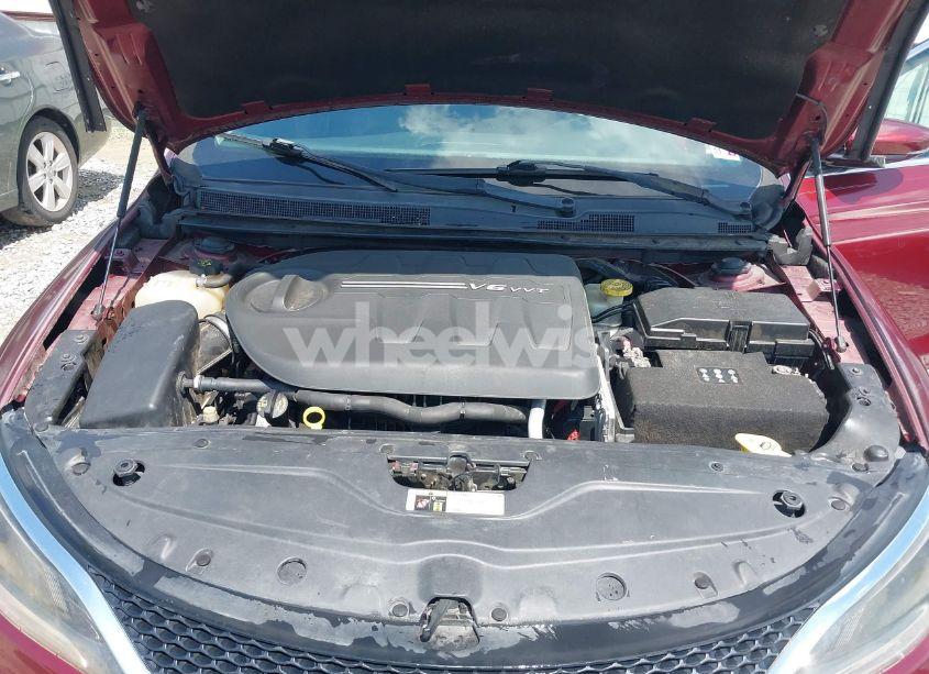 Photo 10 of 2015 Chrysler 200 C (VIN 1C3CCCCG7FN549080)