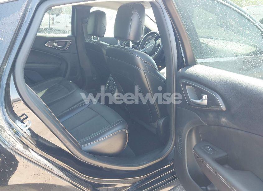 Photo 8 of 2015 Chrysler 200 C (VIN 1C3CCCCG8FN581312)